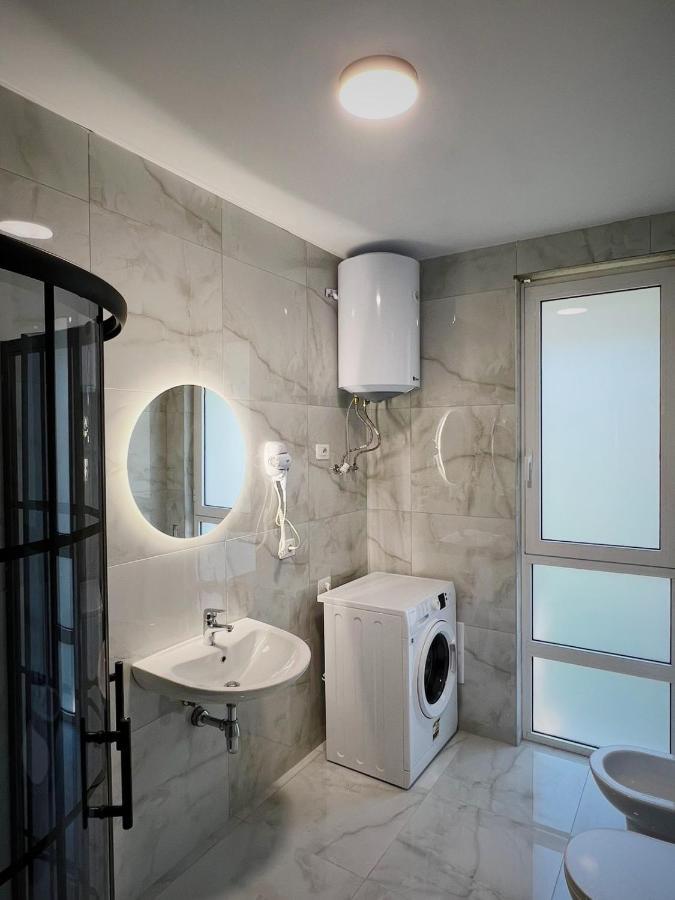 Pine Apartments At San Pietro Resort Durres Ngoại thất bức ảnh