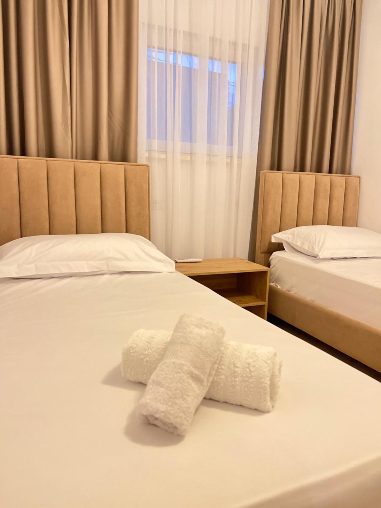 Pine Apartments At San Pietro Resort Durres Ngoại thất bức ảnh